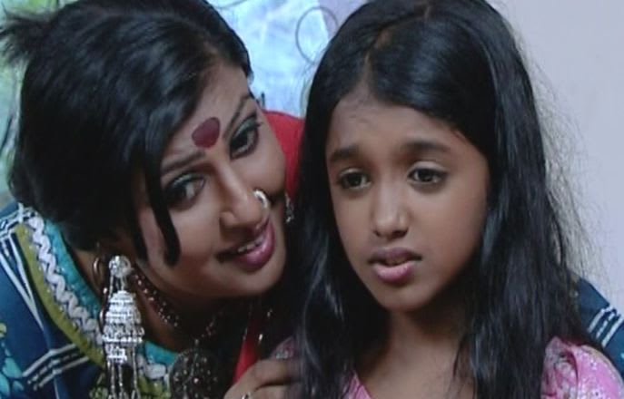 Watch Amma TV Serial Episode 28 - Chinnu is in trouble with Jose Full ...