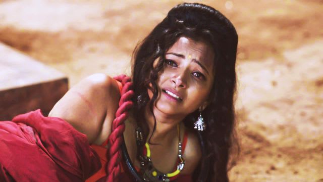 Watch Chandhira Nandhini TV Serial Episode 30 - Nandhini Wants To Die ...