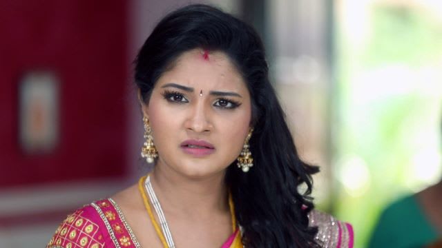 Watch Nenjam Marapathillai TV Serial Episode 46 - Saranya ...